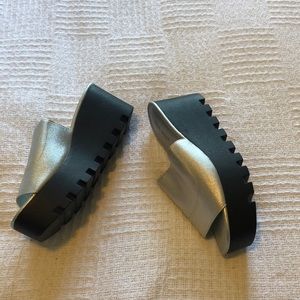 Nine west metallic platform slides